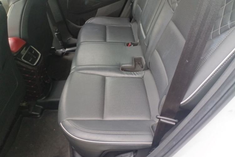 Used Hyundai Tucson 2020 280TGDi Two-Wheel-Drive GLS Fashion Edition China VI Standard Left Rear Seat