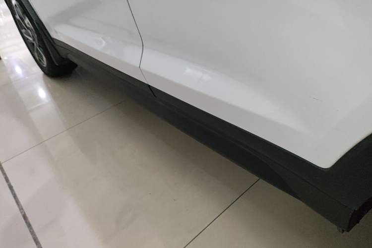 Used Hyundai Tucson 2020 280TGDi Two-Wheel-Drive GLS Fashion Edition China VI Standard Left Side Sill