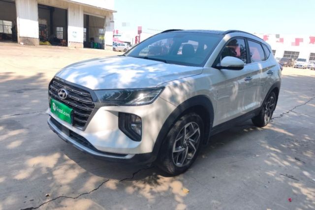 Hyundai Tucson 2020 280TGDi Two-Wheel-Drive GLS Fashion Edition China VI Standard مستعملة