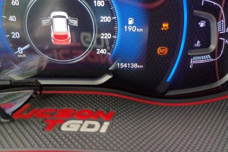 Used Hyundai Tucson 2020 280TGDi Two-Wheel-Drive GLS Fashion Edition China VI Standard Odometer Close Up