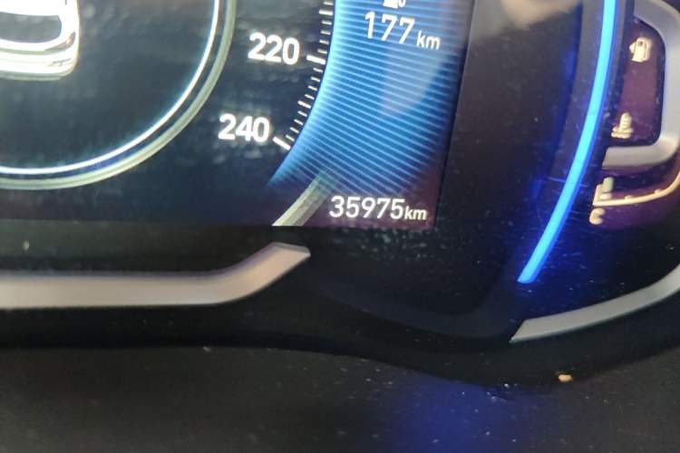 Used Hyundai Tucson 2020 280TGDi Dual-Clutch Two-Wheel Drive Smart Edition Emission Standard China V Odometer Close Up