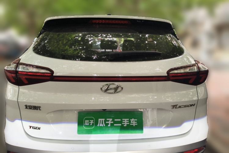 Used Hyundai Tucson 2020 280TGDi Dual-Clutch Two-Wheel Drive Fashion Edition China V Standard Rear