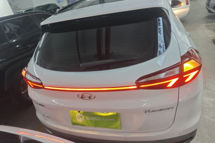 Used Hyundai Tucson 2020 280TGDi Two-Wheel-Drive GLS Fashion Edition China VI Standard Rear
