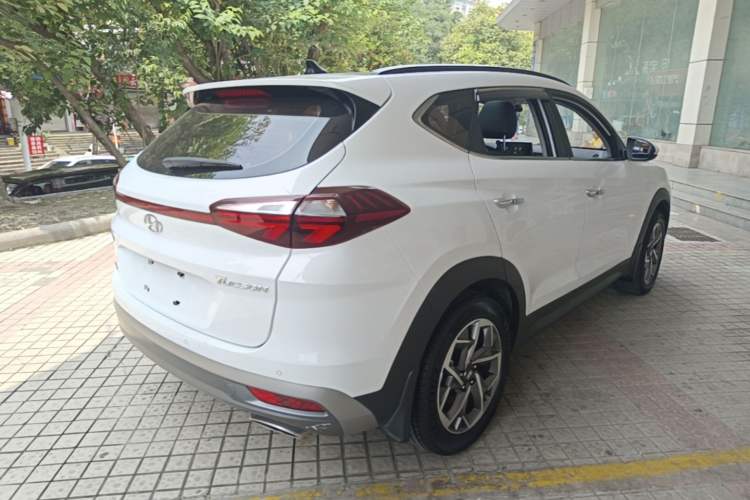 Used Hyundai Tucson 2020 280TGDi Two-Wheel-Drive GLS Fashion Edition China VI Standard Rear Right 45 Deg