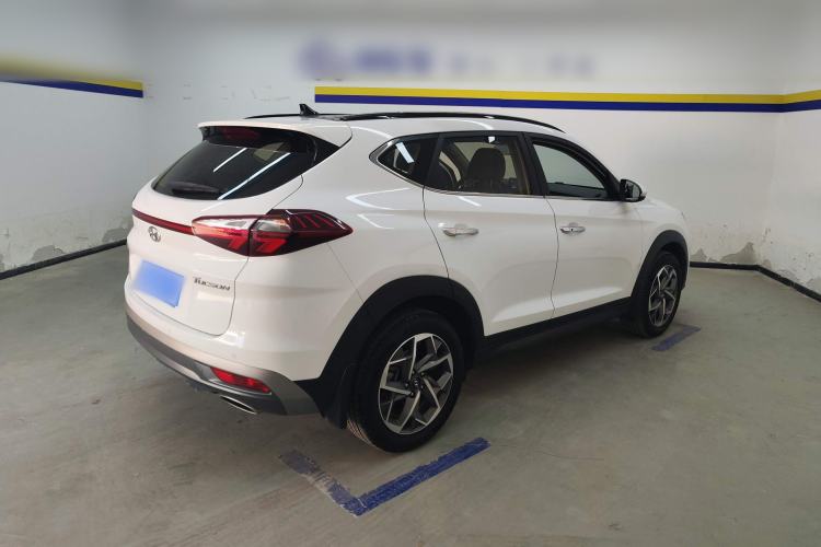Used Hyundai Tucson 2020 280TGDi Two-Wheel-Drive GLS Fashion Edition China VI Standard Rear Right 45 Deg