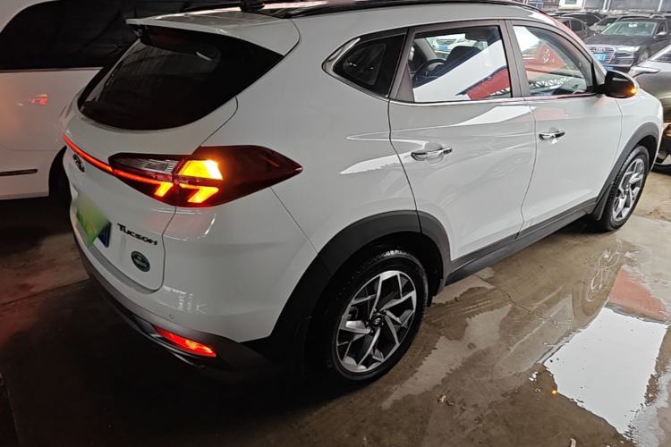 Used Hyundai Tucson 2020 280TGDi Two-Wheel-Drive GLS Fashion Edition China VI Standard Rear Right 45 Deg