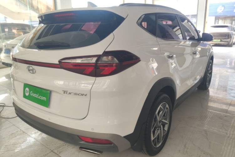 Used Hyundai Tucson 2020 280TGDi Two-Wheel-Drive GLS Smart Connectivity Version China VI Standard Rear Right 45 Deg
