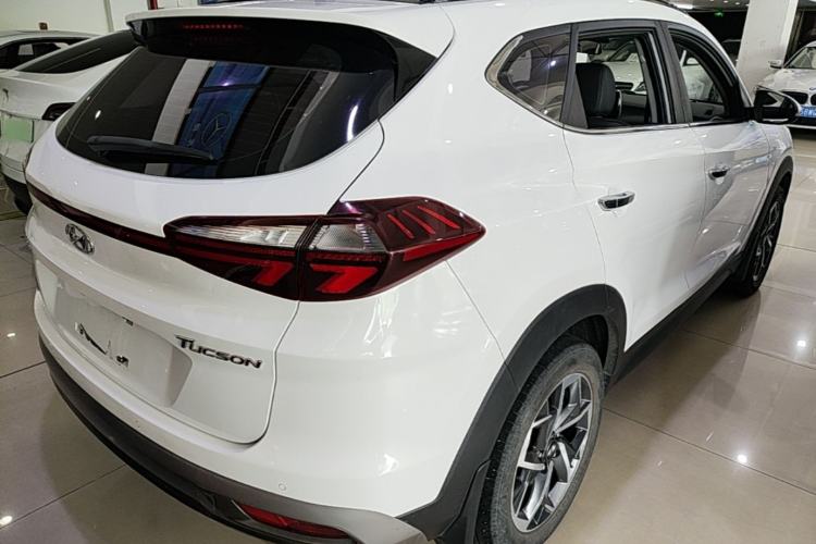 Used Hyundai Tucson 2020 280TGDi Two-Wheel-Drive GLS Fashion Edition China VI Standard Rear Right 45 Deg