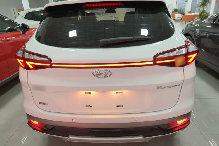 Used Hyundai Tucson 2020 280TGDi Two-Wheel-Drive GLS Fashion Edition China VI Standard Rear