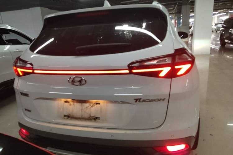 Used Hyundai Tucson 2020 280TGDi Two-Wheel-Drive GLS Smart Connectivity Version China VI Standard Rear