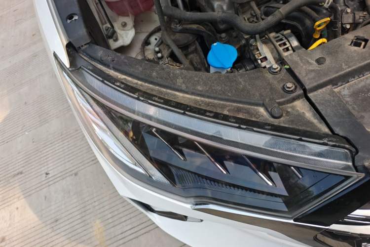 Used Hyundai Tucson 2020 280TGDi Two-Wheel-Drive GLS Fashion Edition China VI Standard Right Front Headlight