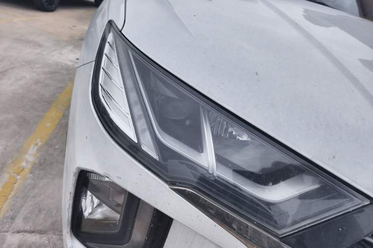 Used Hyundai Tucson 2020 280TGDi Two-Wheel-Drive GLS Smart Connectivity Version China VI Standard Right Front Headlight