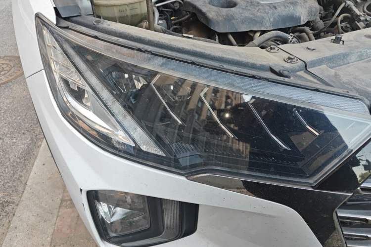 Used Hyundai Tucson 2020 280TGDi Two-Wheel-Drive GLS Fashion Edition China VI Standard Right Front Headlight