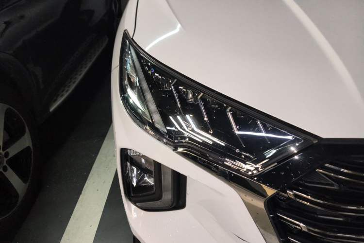 Used Hyundai Tucson 2020 280TGDi Two-Wheel-Drive GLS Fashion Edition China VI Standard Right Front Headlight