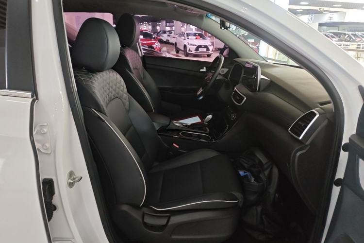 Used Hyundai Tucson 2020 280TGDi Two-Wheel-Drive GLS Fashion Edition China VI Standard Right Front Seat