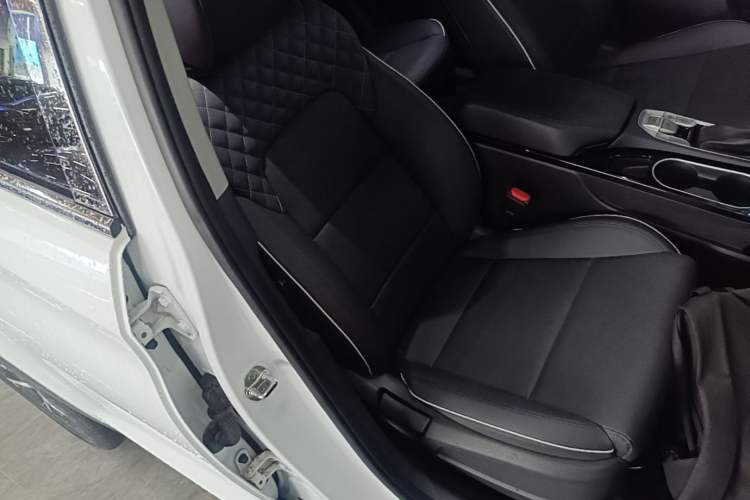 Used Hyundai Tucson 2020 280TGDi Two-Wheel-Drive GLS Fashion Edition China VI Standard Right Front Seat