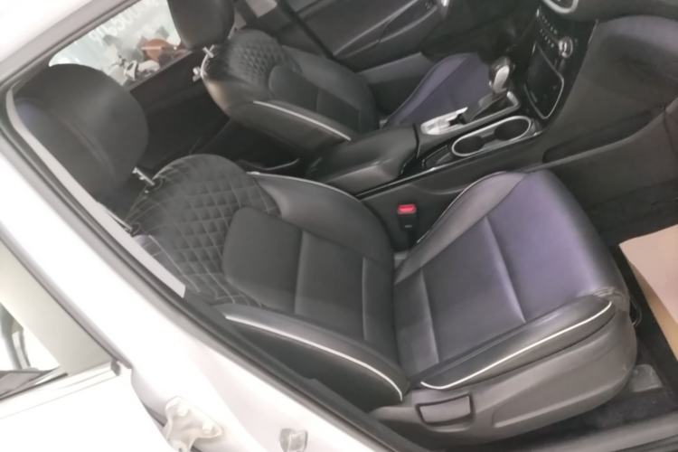 Used Hyundai Tucson 2020 280TGDi Two-Wheel-Drive GLS Fashion Edition China VI Standard Right Front Seat