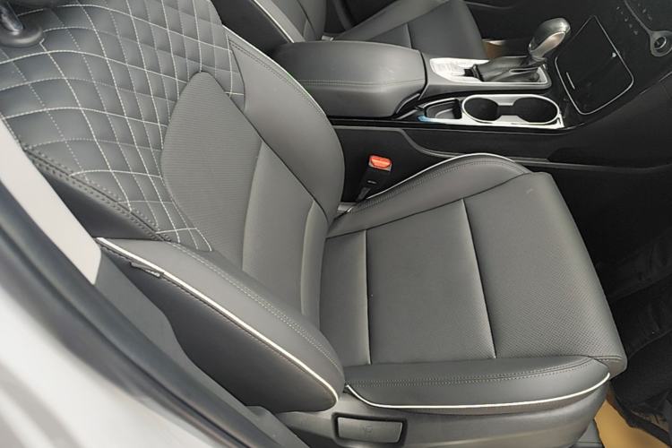 Used Hyundai Tucson 2020 280TGDi Two-Wheel-Drive GLS Fashion Edition China VI Standard Right Front Seat