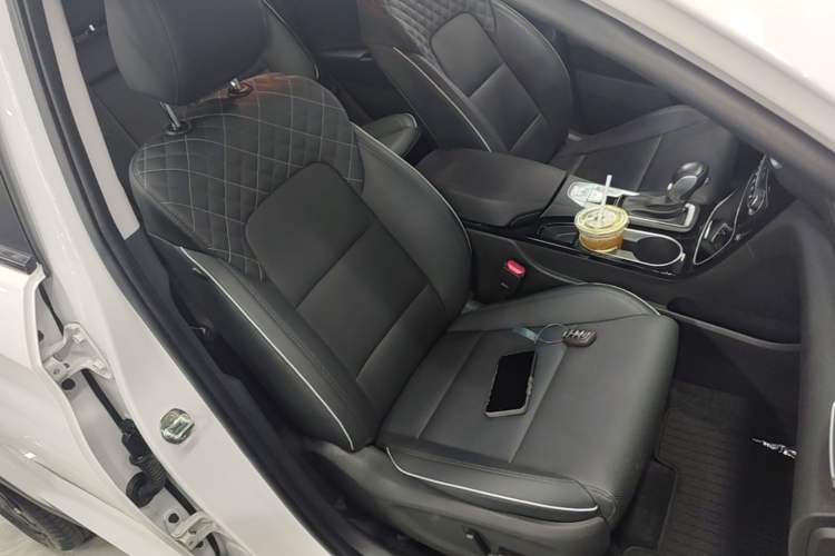 Used Hyundai Tucson 2020 280TGDi Two-Wheel-Drive GLS Smart Connectivity Version China VI Standard Right Front Seat