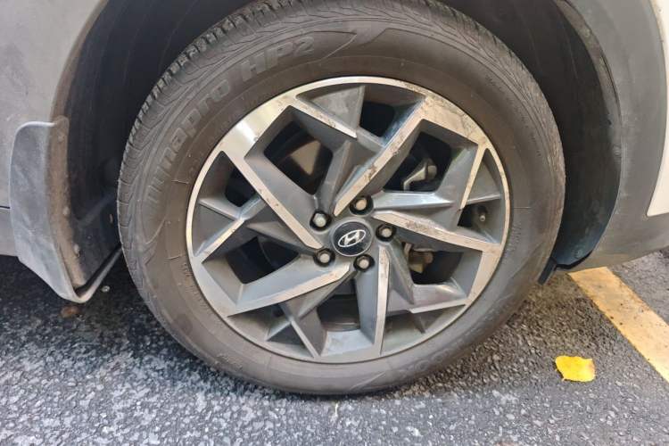 Used Hyundai Tucson 2020 280TGDi Two-Wheel-Drive GLS Fashion Edition China VI Standard Right Front Wheel Hub