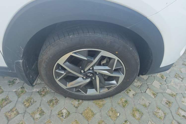 Used Hyundai Tucson 2020 280TGDi Two-Wheel-Drive GLS Smart Connectivity Version China VI Standard Right Front Wheel Hub