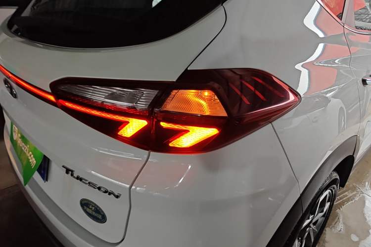 Used Hyundai Tucson 2020 280TGDi Two-Wheel-Drive GLS Fashion Edition China VI Standard Right Rear Taillight