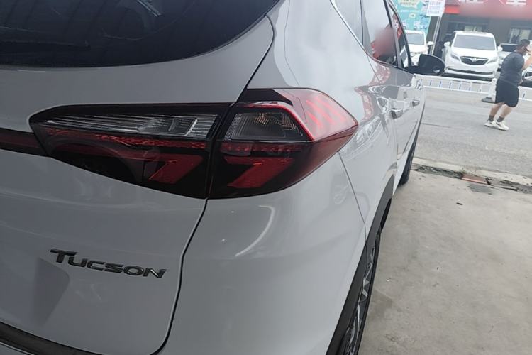 Used Hyundai Tucson 2020 280TGDi Two-Wheel-Drive GLS Fashion Edition China VI Standard Right Rear Taillight