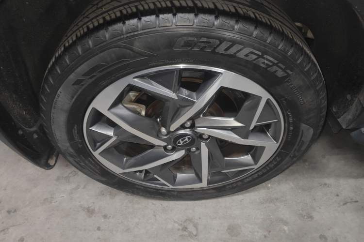 Used Hyundai Tucson 2020 280TGDi Two-Wheel-Drive GLS Fashion Edition China VI Standard Right Rear Wheel Hub