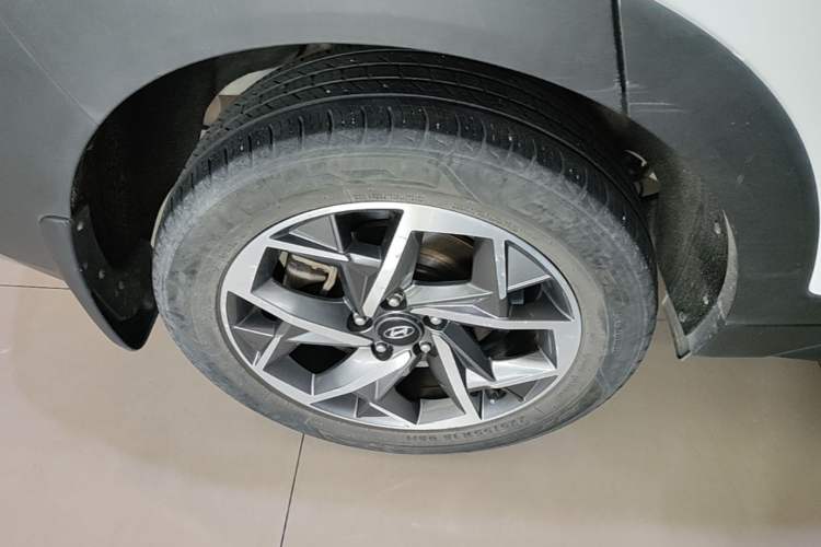 Used Hyundai Tucson 2020 280TGDi Two-Wheel-Drive GLS Fashion Edition China VI Standard Right Rear Wheel Hub