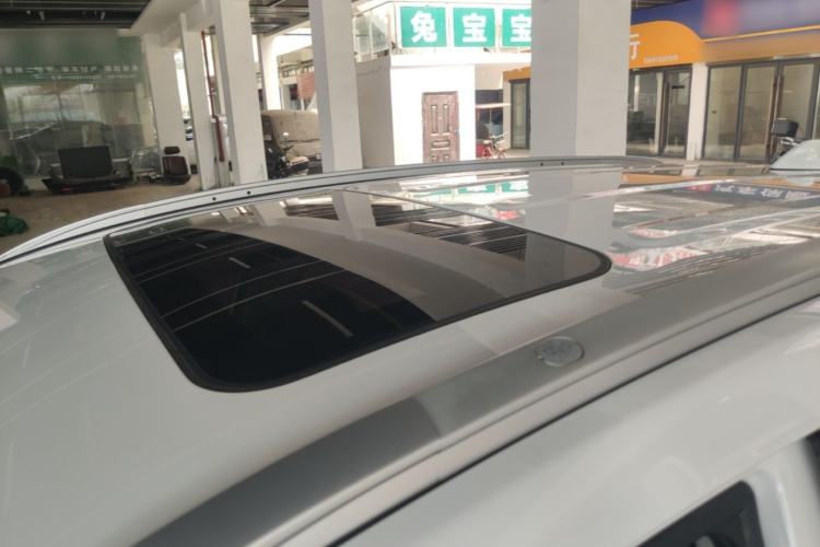 Used Hyundai Tucson 2020 280TGDi Two-Wheel-Drive GLS Smart Connectivity Version China VI Standard Roof