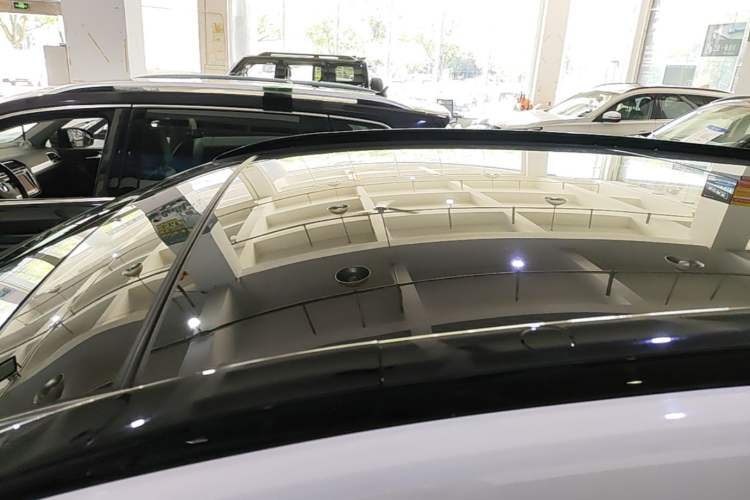 Used Hyundai Tucson 2020 280TGDi Two-Wheel-Drive GLS Fashion Edition China VI Standard Roof