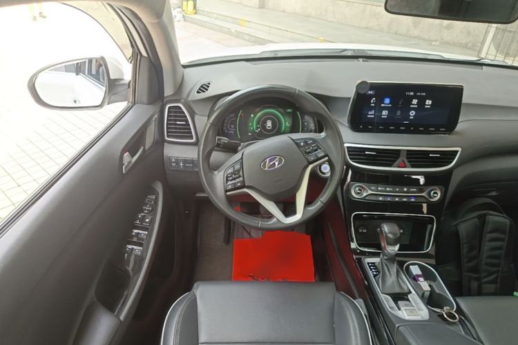 Used Hyundai Tucson 2020 280TGDi Two-Wheel-Drive GLS Fashion Edition China VI Standard Steering Wheel