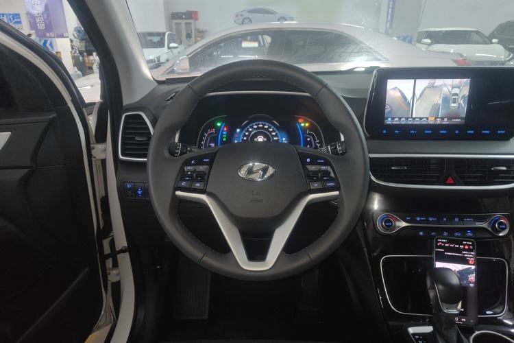 Used Hyundai Tucson 2020 280TGDi Two-Wheel-Drive GLS Fashion Edition China VI Standard Steering Wheel