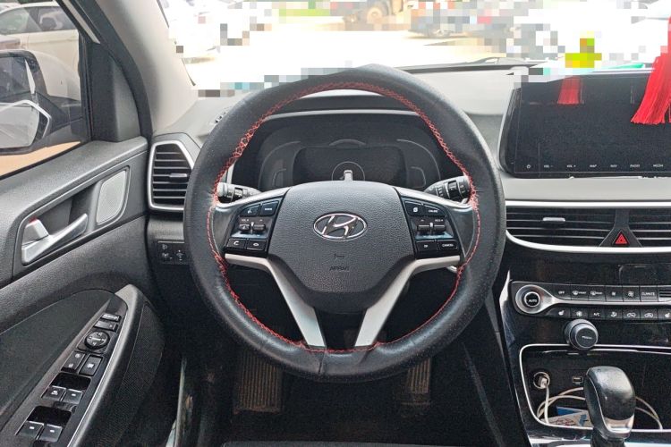 Used Hyundai Tucson 2020 280TGDi Two-Wheel-Drive GLS Smart Connectivity Version China VI Standard Steering Wheel
