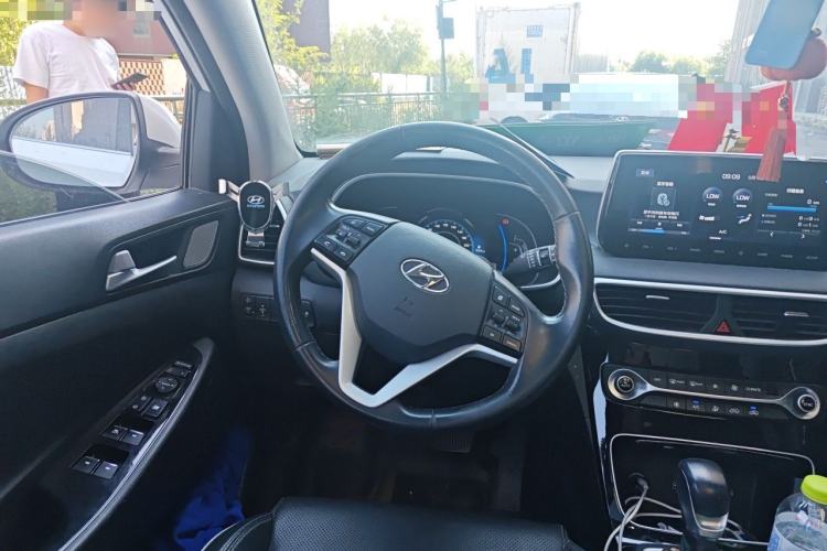 Used Hyundai Tucson 2020 280TGDi Two-Wheel-Drive GLS Fashion Edition China VI Standard Steering Wheel