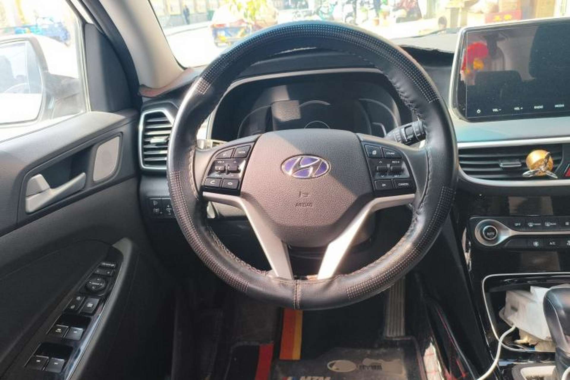 Used Hyundai Tucson 2020 280TGDi Dual-Clutch Two-Wheel Drive Fashion Edition China V Standard Steering Wheel
