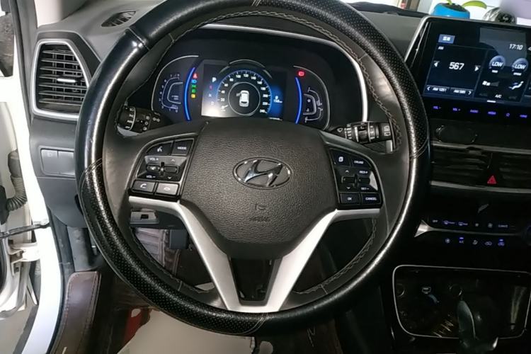 Used Hyundai Tucson 2020 280TGDi Two-Wheel-Drive GLS Fashion Edition China VI Standard Steering Wheel