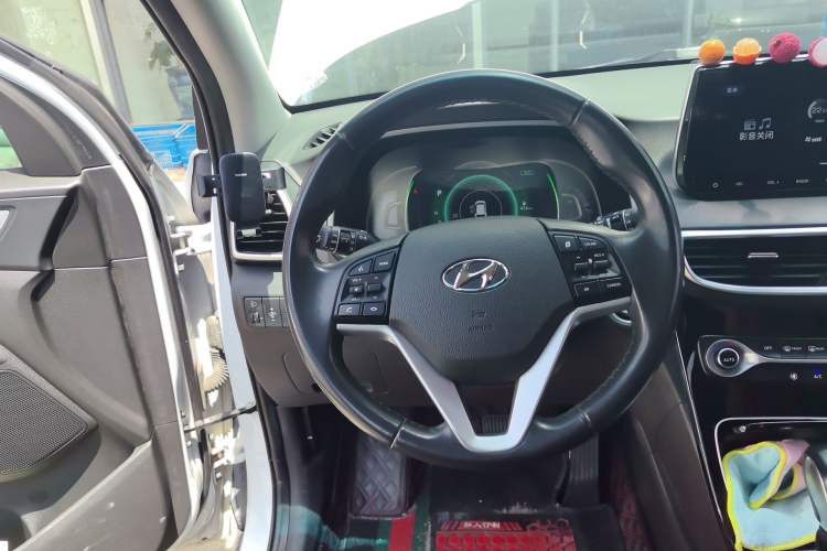 Used Hyundai Tucson 2020 280TGDi Two-Wheel-Drive GLS Fashion Edition China VI Standard Steering Wheel