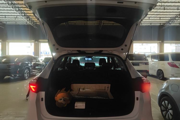 Used Hyundai Tucson 2020 280TGDi Two-Wheel-Drive GLS Smart Connectivity Version China VI Standard Trunk