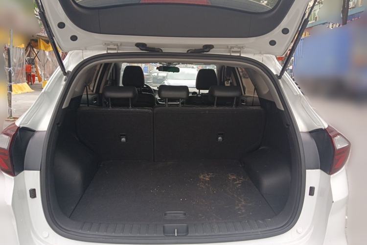 Used Hyundai Tucson 2020 280TGDi Two-Wheel-Drive GLS Fashion Edition China VI Standard Trunk