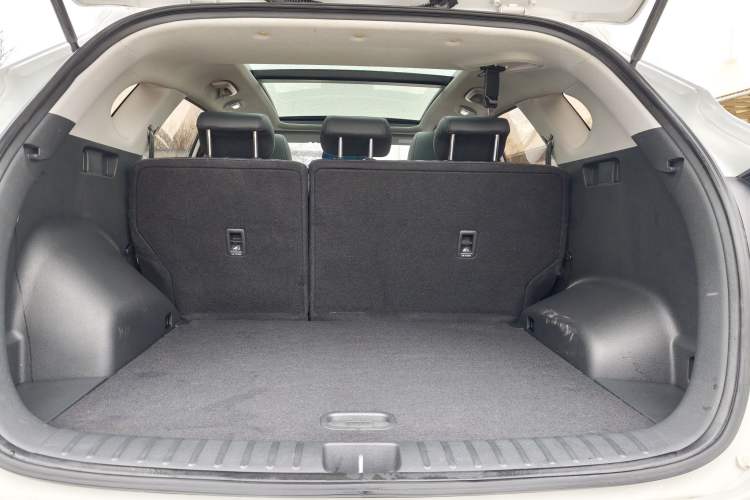 Used Hyundai Tucson 2020 280TGDi Two-Wheel-Drive GLS Fashion Edition China VI Standard Trunk