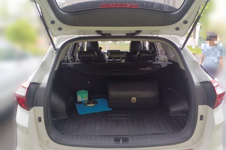 Used Hyundai Tucson 2020 280TGDi Two-Wheel-Drive GLS Fashion Edition China VI Standard Trunk