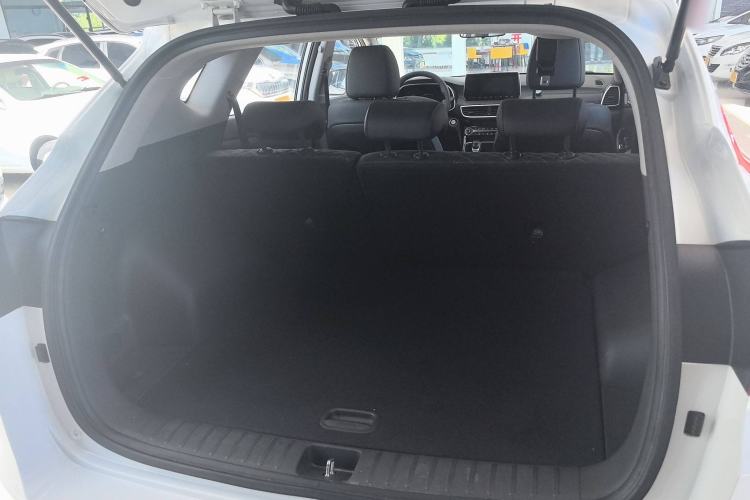 Used Hyundai Tucson 2020 280TGDi Two-Wheel-Drive GLS Fashion Edition China VI Standard Trunk