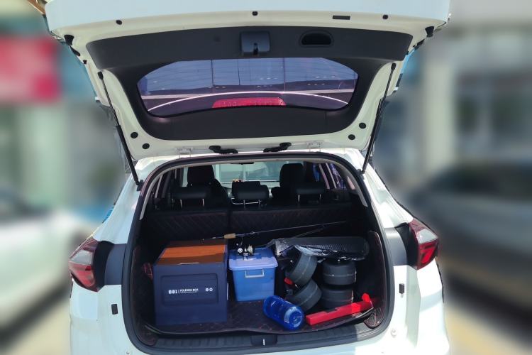 Used Hyundai Tucson 2020 280TGDi Two-Wheel-Drive GLS Fashion Edition China VI Standard Trunk