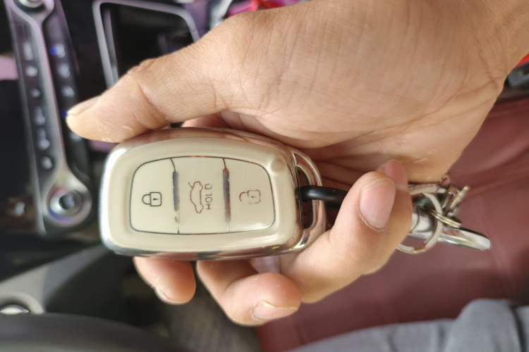 Used Hyundai Tucson 2020 280TGDi Two-Wheel-Drive GLS Fashion Edition China VI Standard Vehicle Key