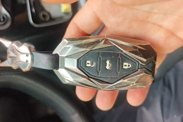 Used Hyundai Tucson 2020 280TGDi Two-Wheel-Drive GLS Fashion Edition China VI Standard Vehicle Key