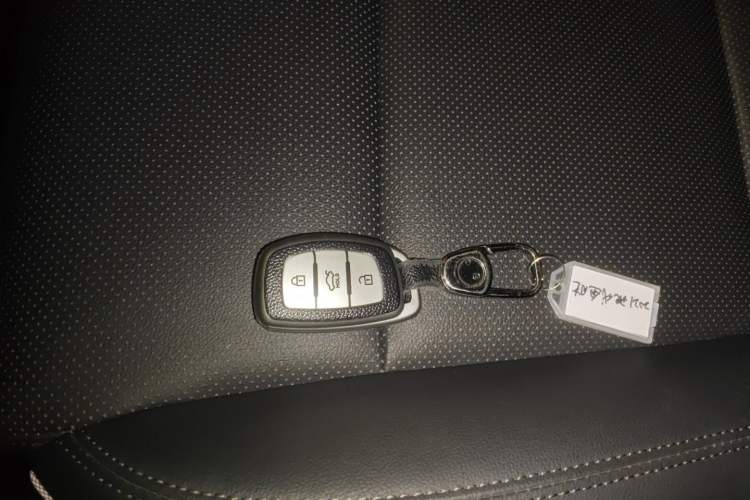 Used Hyundai Tucson 2020 280TGDi Two-Wheel-Drive GLS Smart Connectivity Version China VI Standard Interior 1