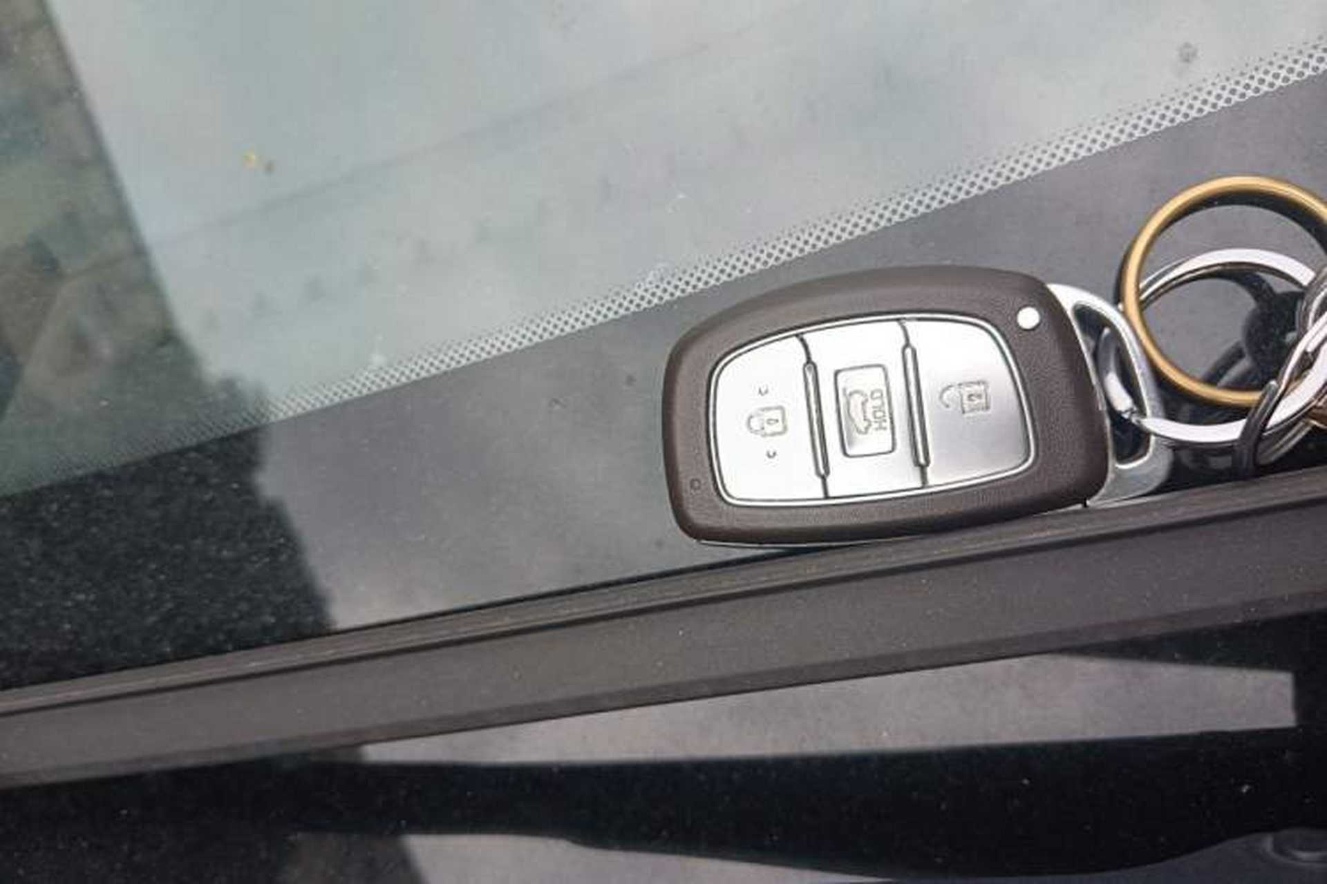 Used Hyundai Tucson 2020 280TGDi Two-Wheel-Drive GLS Fashion Edition China VI Standard Vehicle Key