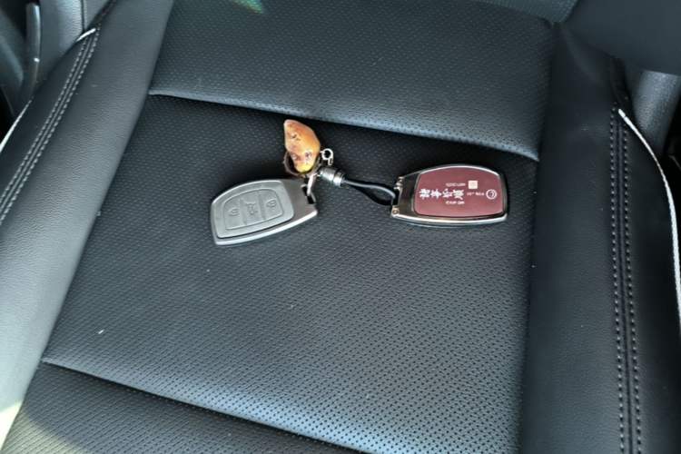 Used Hyundai Tucson 2020 280TGDi Two-Wheel-Drive GLS Fashion Edition China VI Standard Vehicle Key
