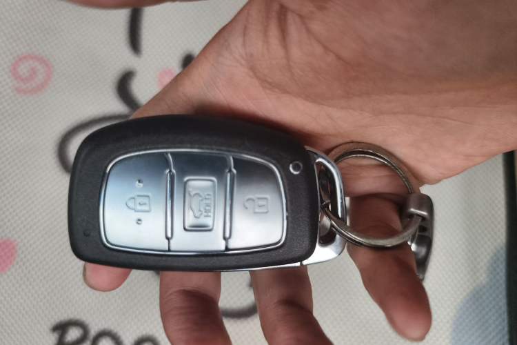 Used Hyundai Tucson 2020 280TGDi Two-Wheel-Drive GLS Smart Connectivity Version China VI Standard Vehicle Key